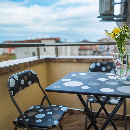 Apartament Tiana Lux Chisaria Zewnętrze zdjęcie